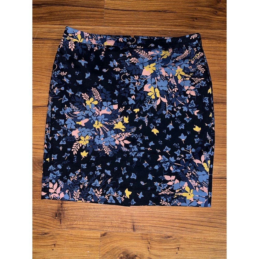 Ann Taylor LOFT Petites Navy Blue Floral Cotton Mini Pencil Skirt Size 10P